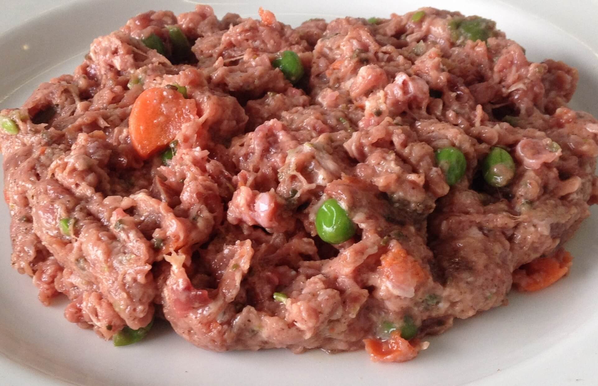 raw dog food makes slim dogs